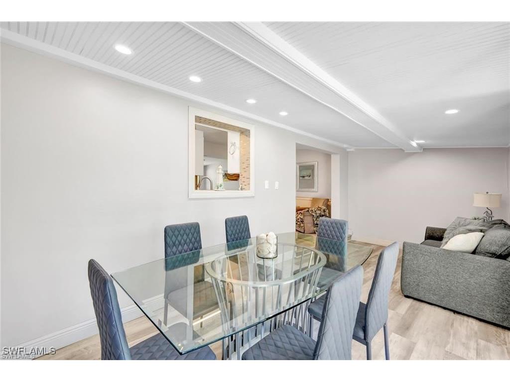 2047 Harbor Lane Naples FL 34104 225054659 image9