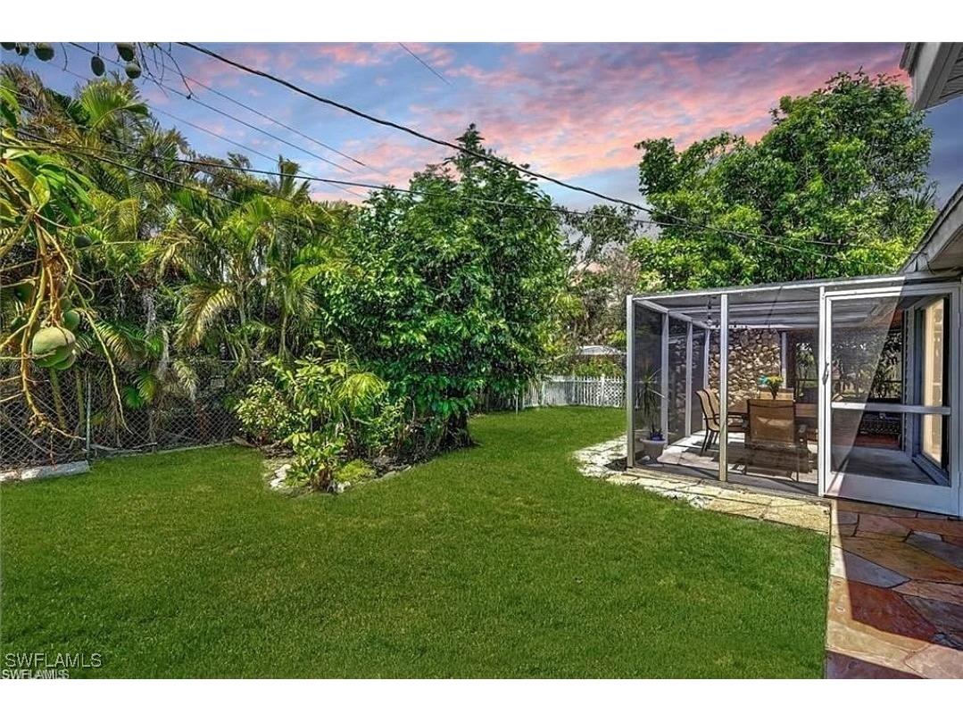 2047 Harbor Lane Naples FL 34104 225065658 image19