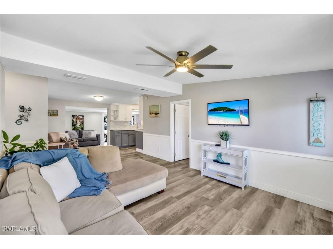 2047 Harbor Lane Naples FL 34104 225065658 image2