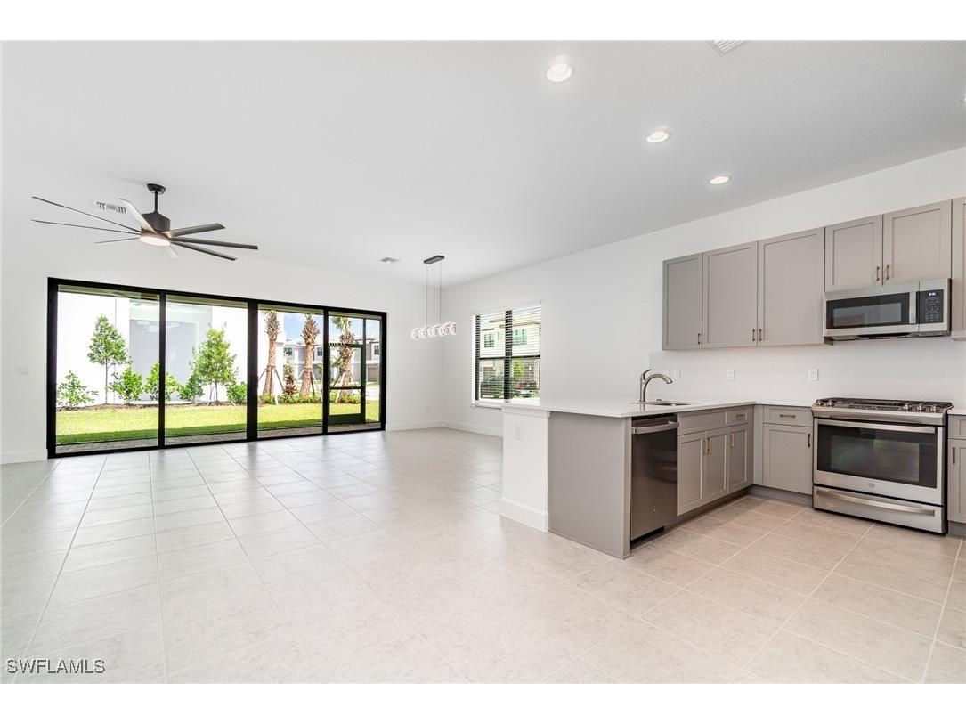 20472 Estero Crossing Boulevard Estero FL 33928 226003693 image4