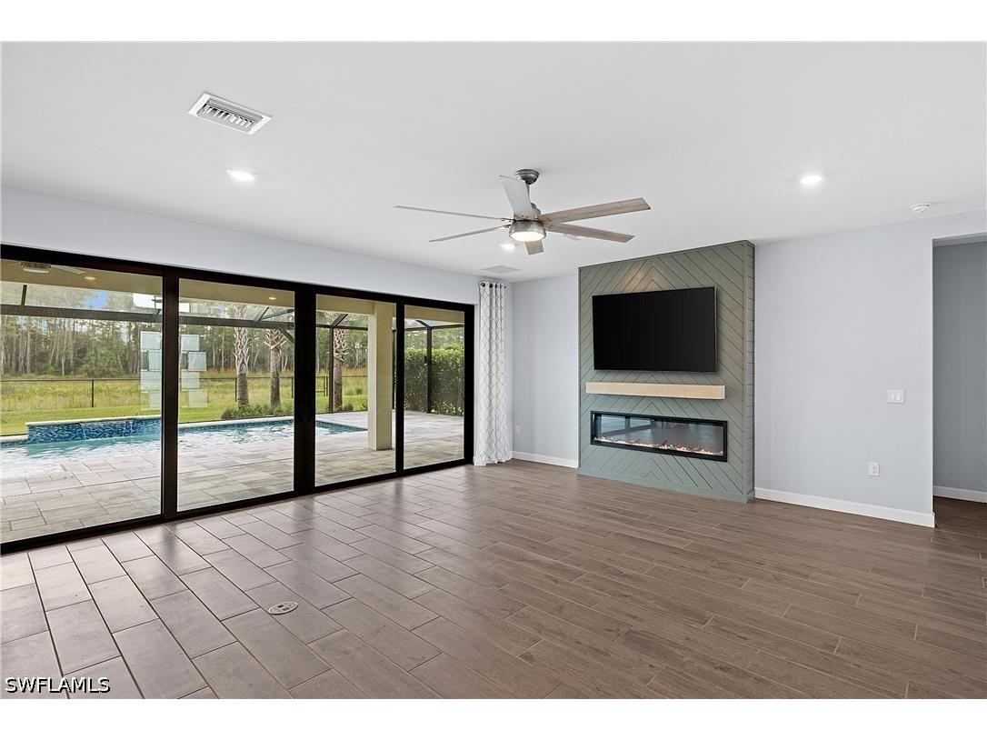 20475 Napa Loop Estero FL 33928 226020601 image12