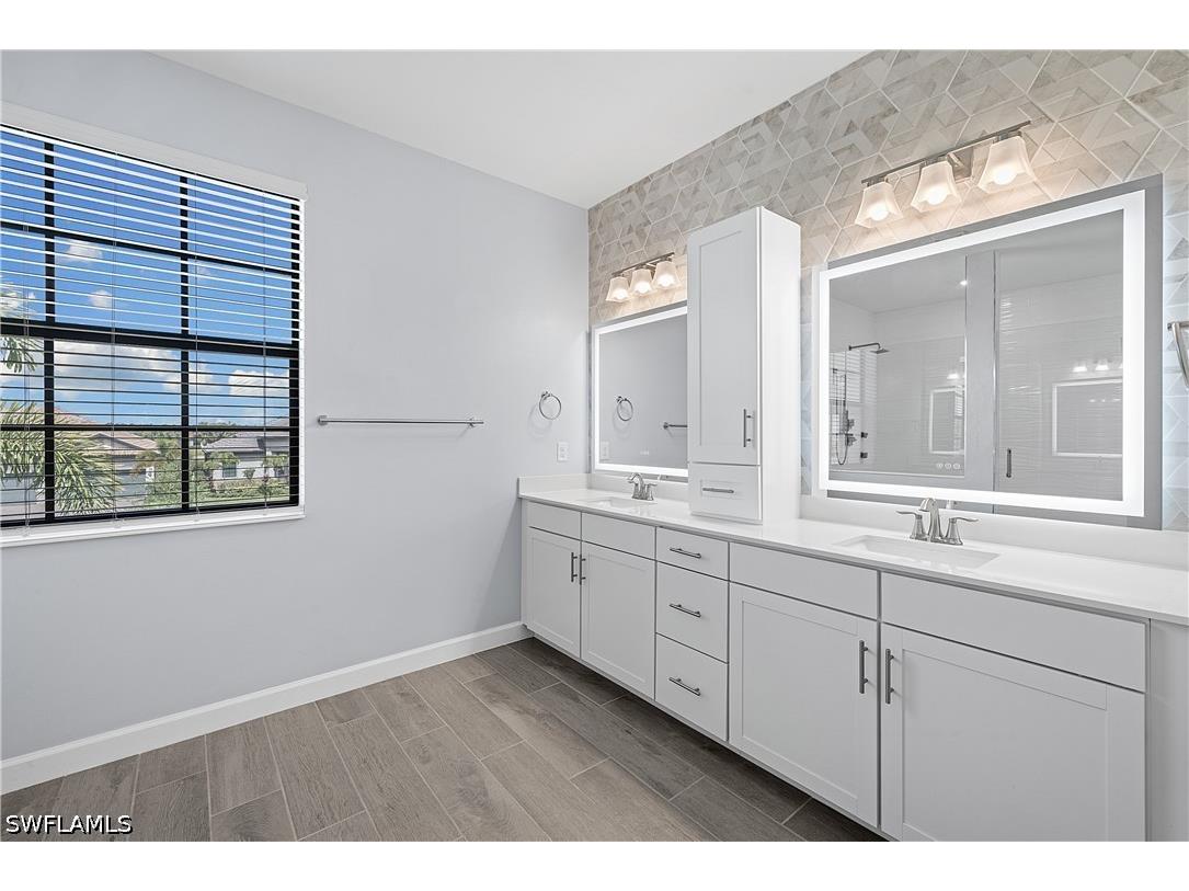 20475 Napa Loop Estero FL 33928 226020601 image42