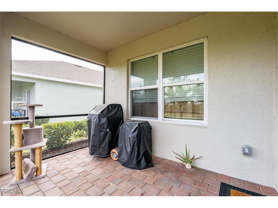 20476 Camino Torcido Loop North Fort Myers FL 33917 2026002323 image3