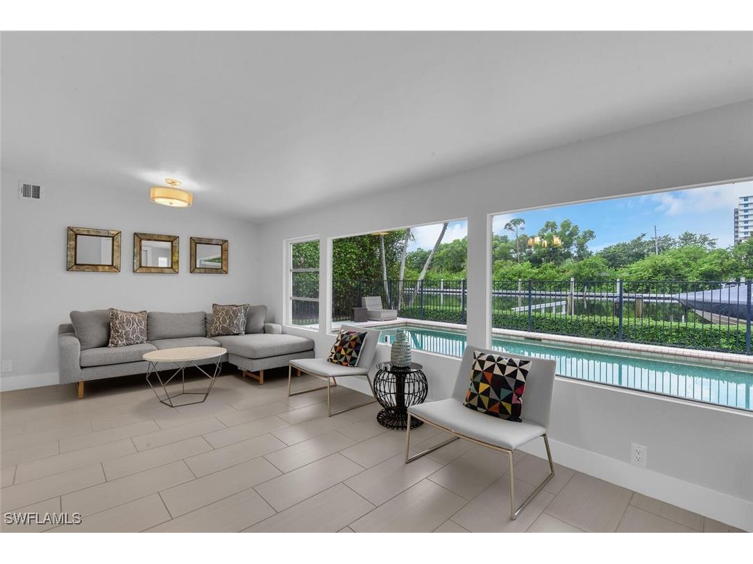 2048 Harbor Lane Naples FL 34104 225068453 image12