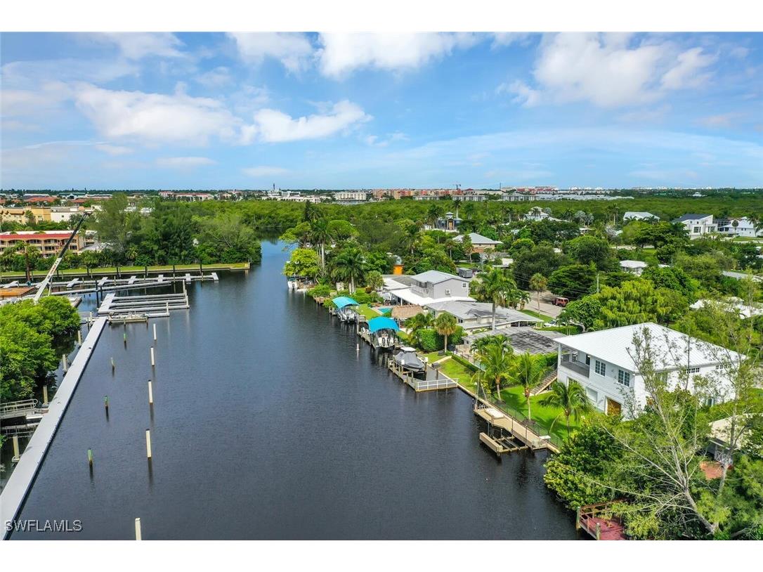 2048 Harbor Lane Naples FL 34104 225068453 image33