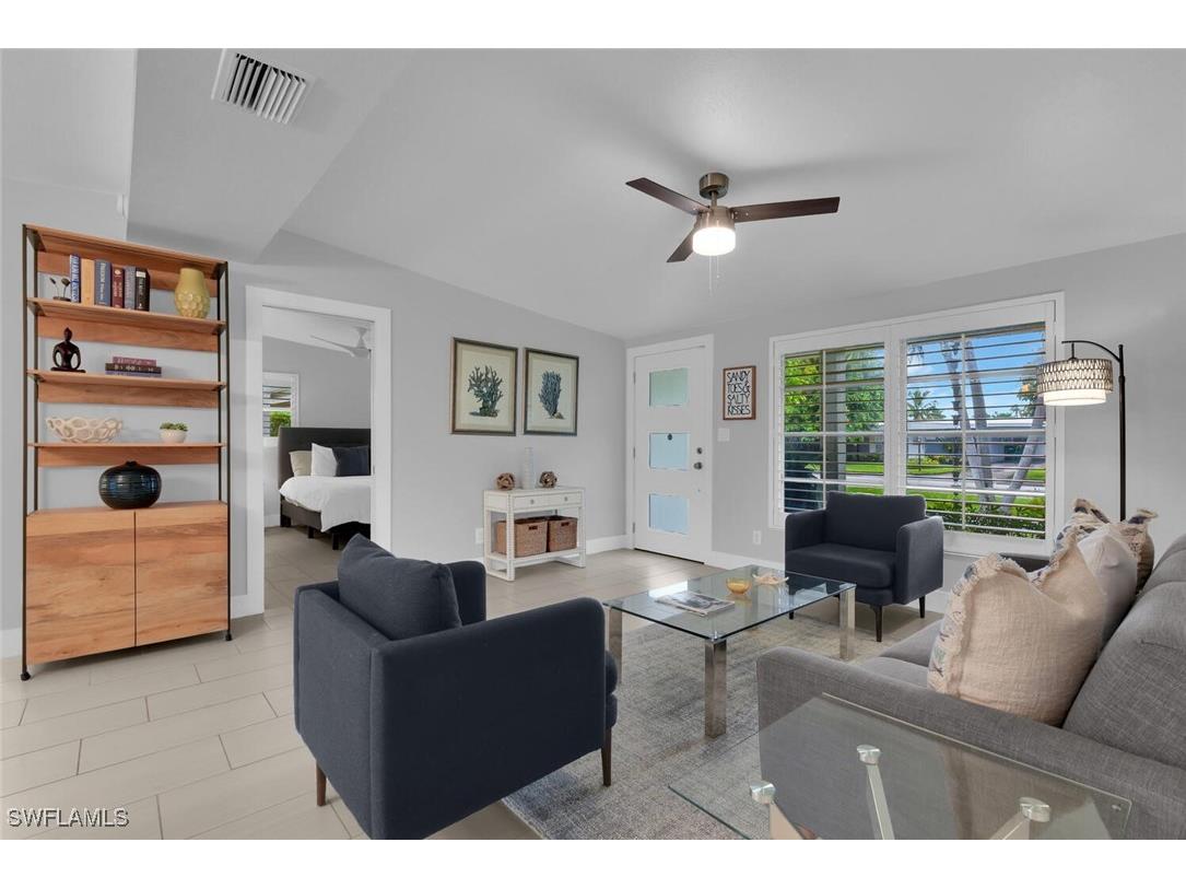 2048 Harbor Lane Naples FL 34104 225068453 image4