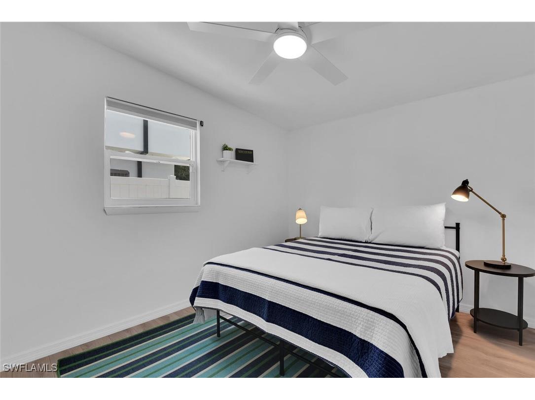 2048 Holiday Lane Naples FL 34104 225067919 image18