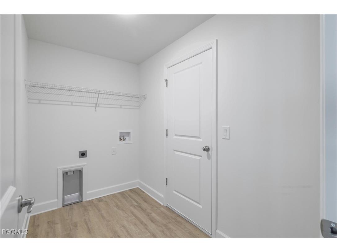 2048 NW 3rd Terrace Cape Coral FL 33993 2025016648 image32