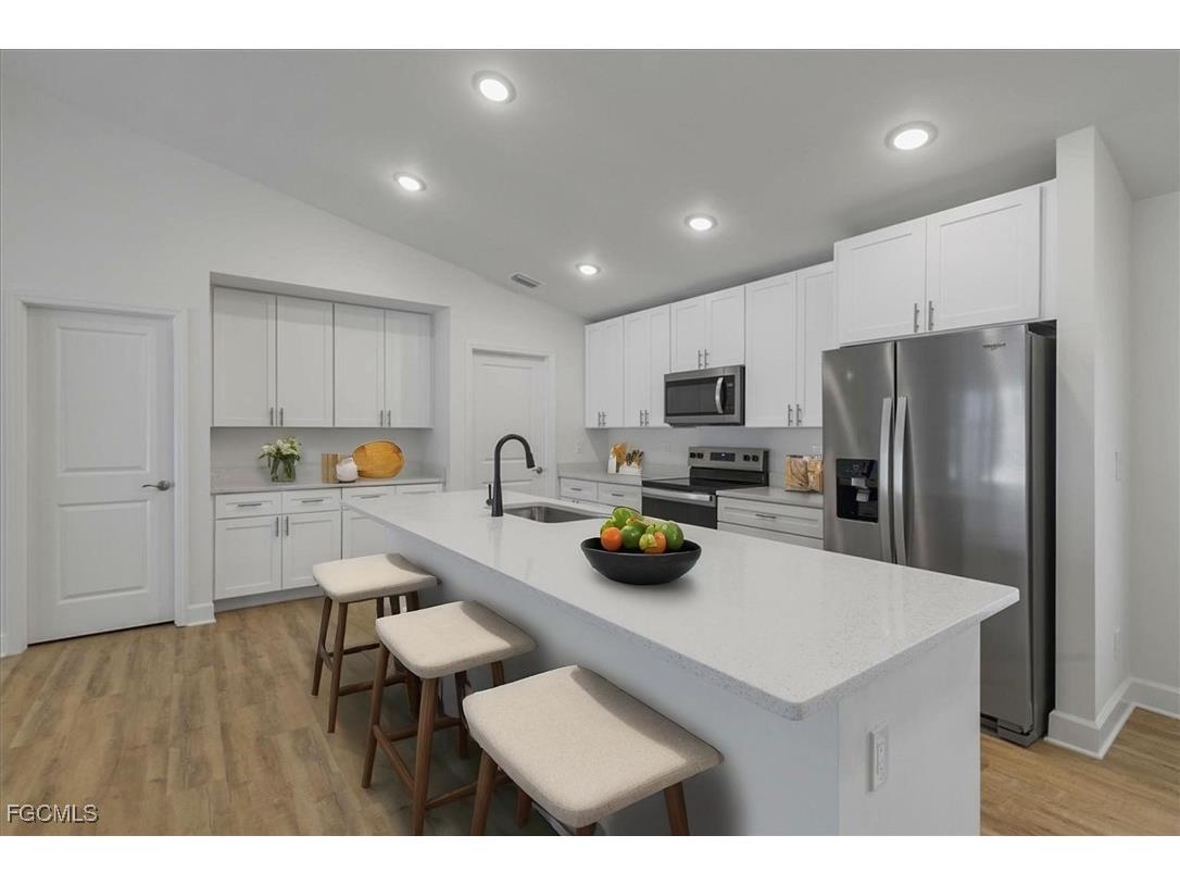 2048 NW 3rd Terrace Cape Coral FL 33993 2025016648 image4