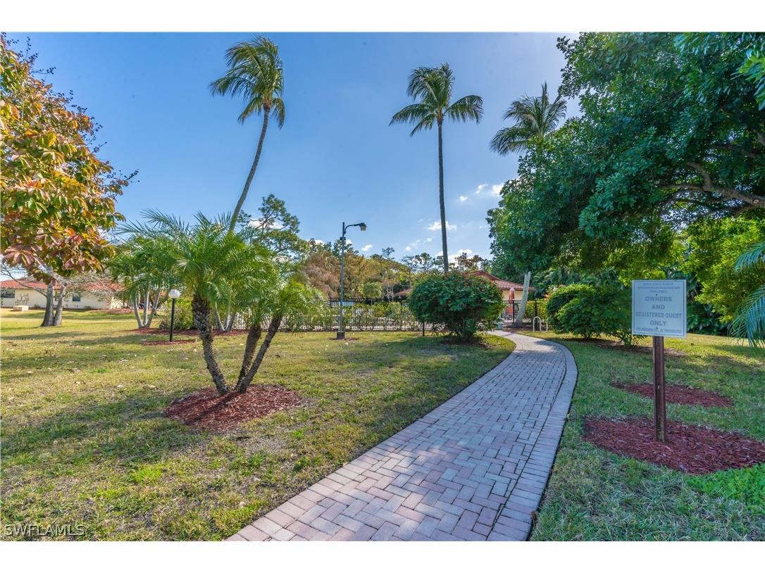 2048 Pine Isle Lane #2048 Naples FL 34112 226006503 image40