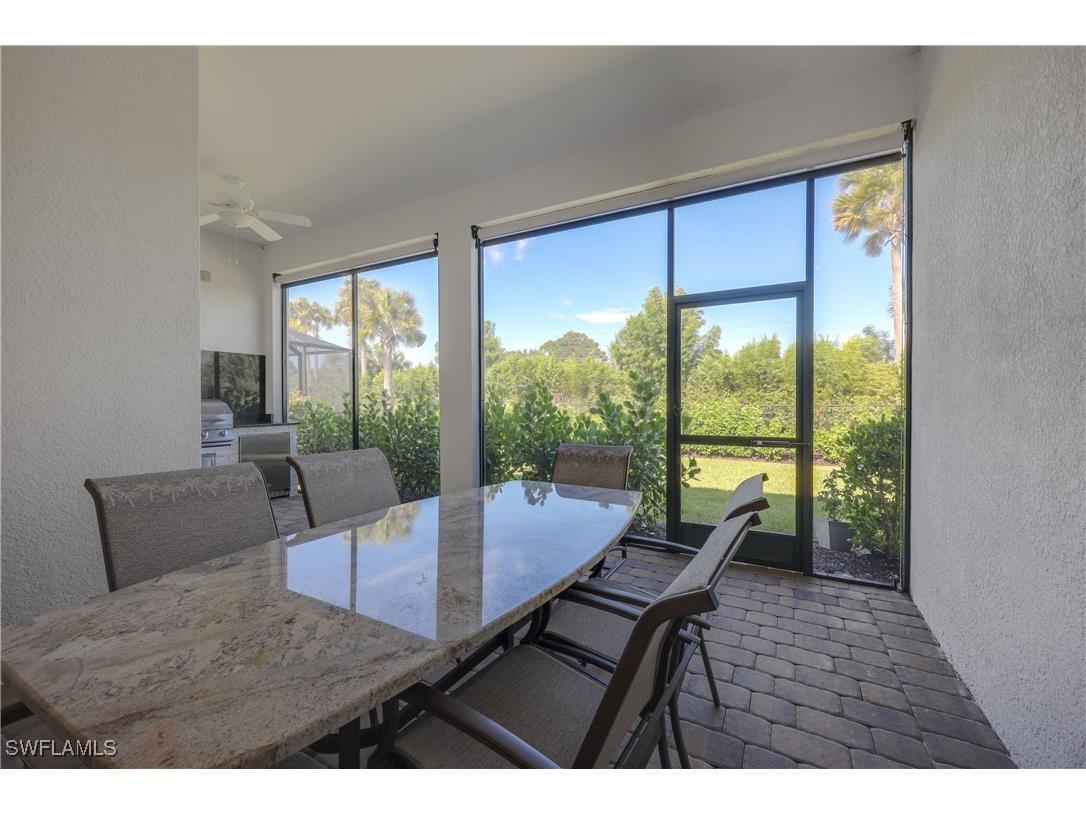 2048 Yellowfin Circle Naples FL 34114 226002105 image25