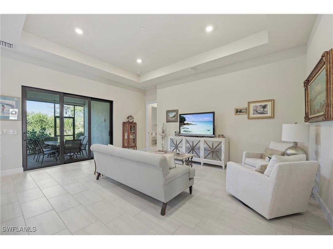 2048 Yellowfin Circle Naples FL 34114 226002105 image4