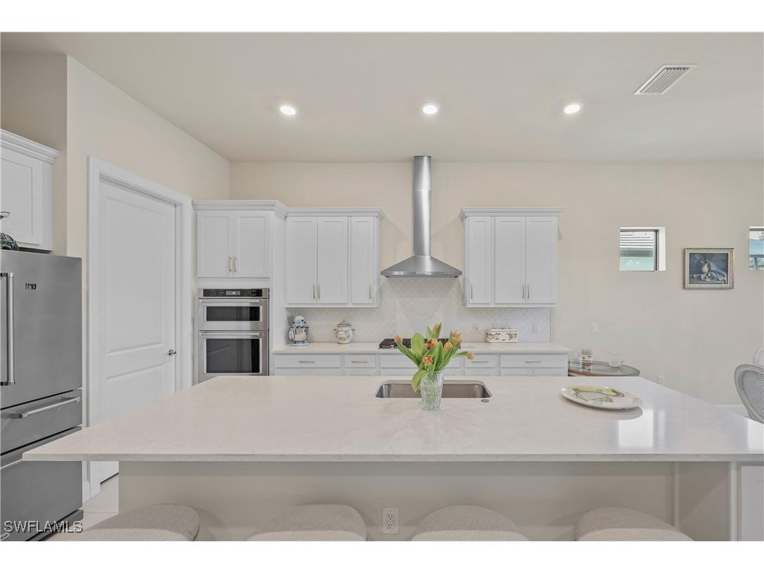 2048 Yellowfin Circle Naples FL 34114 226002105 image8