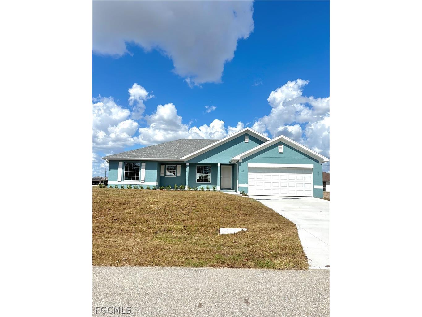 2049 NE 24th Terrace Cape Coral FL 33909 2026012487 image1