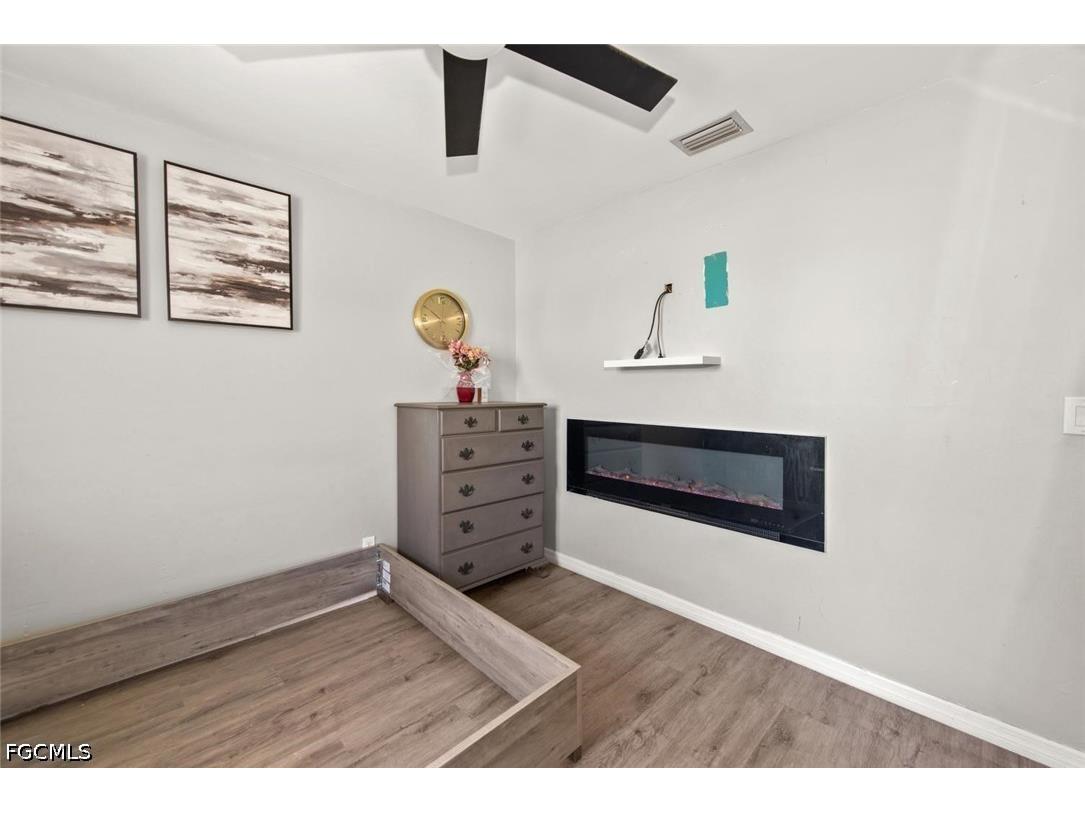 2049 NE 25th Street Cape Coral FL 33909 2026026217 image15