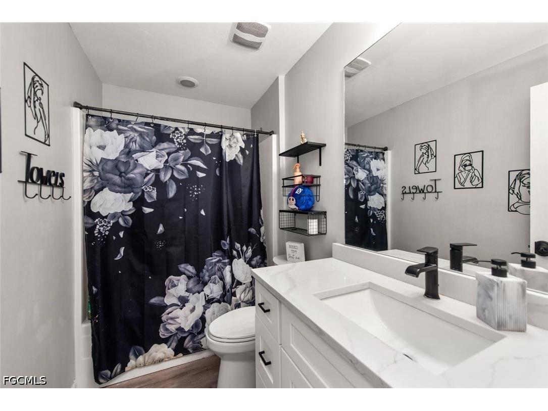 2049 NE 25th Street Cape Coral FL 33909 2026026217 image16