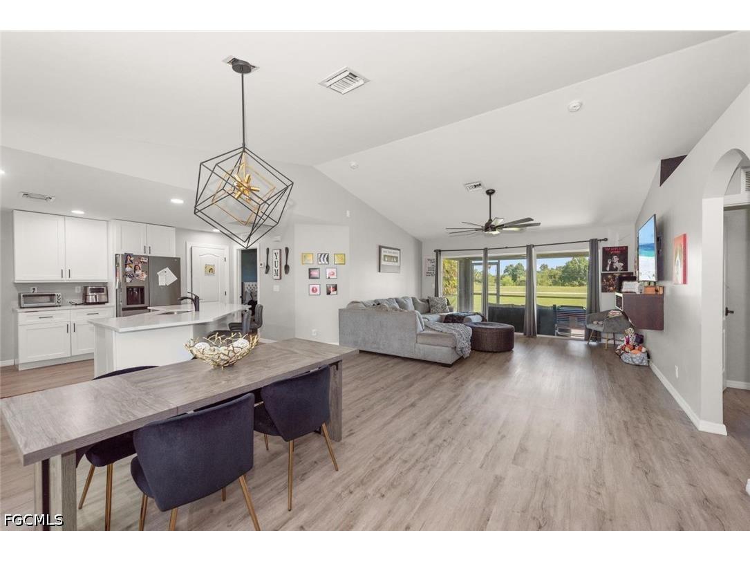 2049 NE 25th Street Cape Coral FL 33909 2026026217 image4
