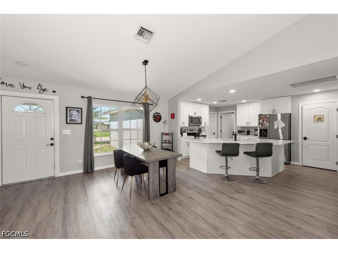 2049 NE 25th Street Cape Coral FL 33909 2026026217 image8