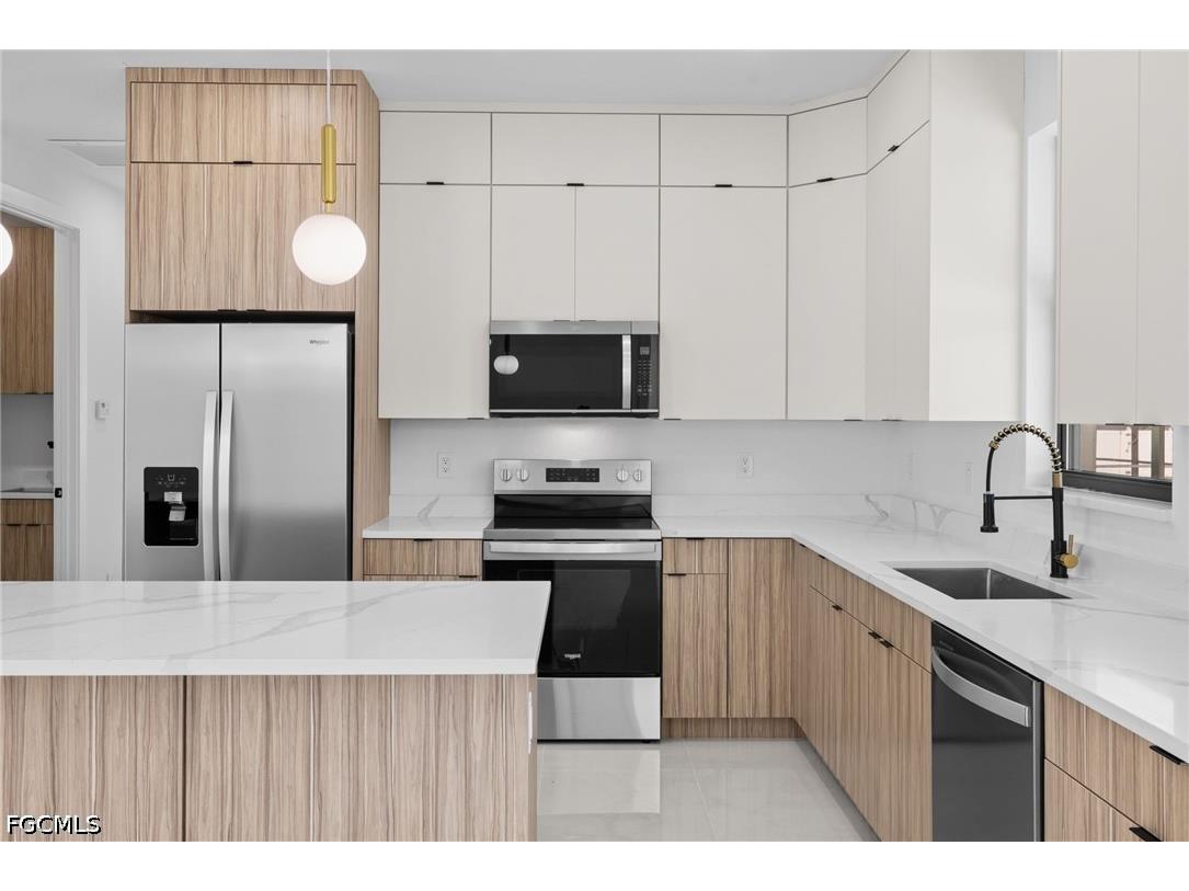2049 NW 4th Street Cape Coral FL 33993 2026018812 image14
