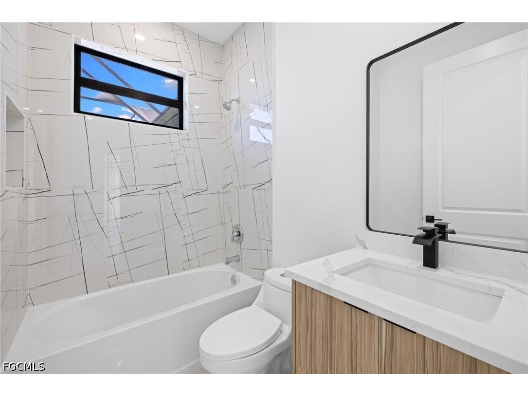 2049 NW 4th Street Cape Coral FL 33993 2026018812 image22