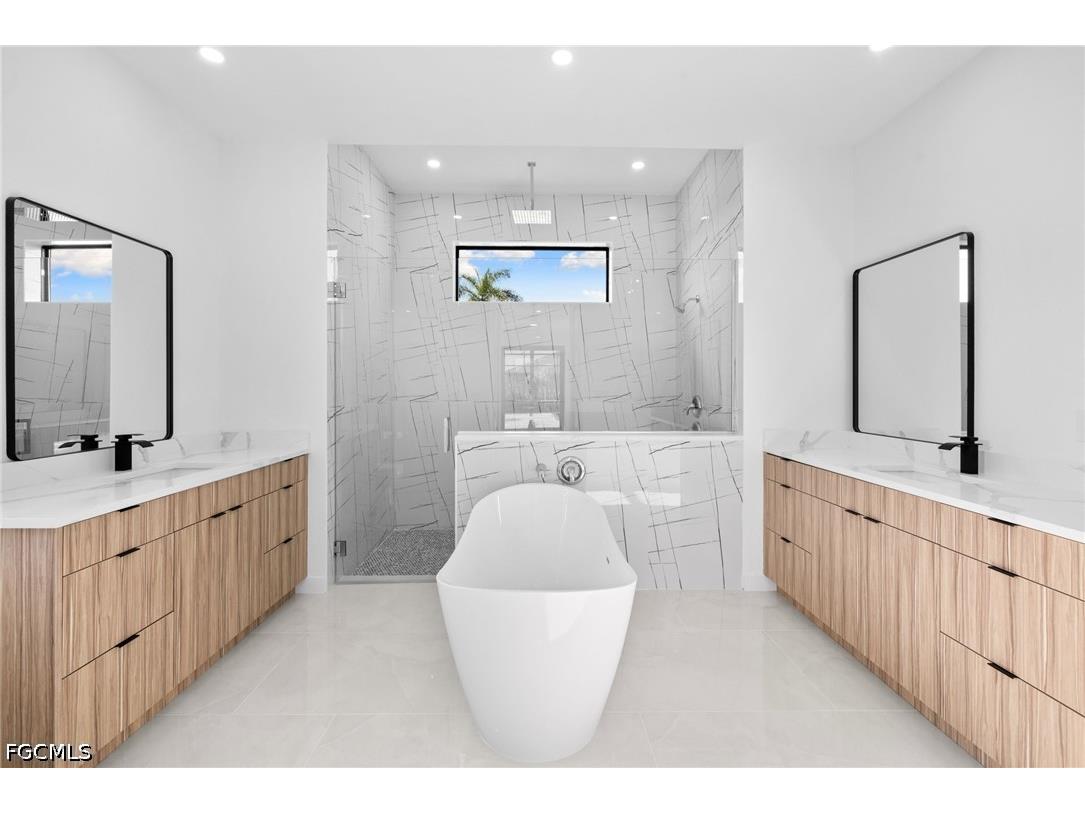 2049 NW 4th Street Cape Coral FL 33993 2026018812 image30