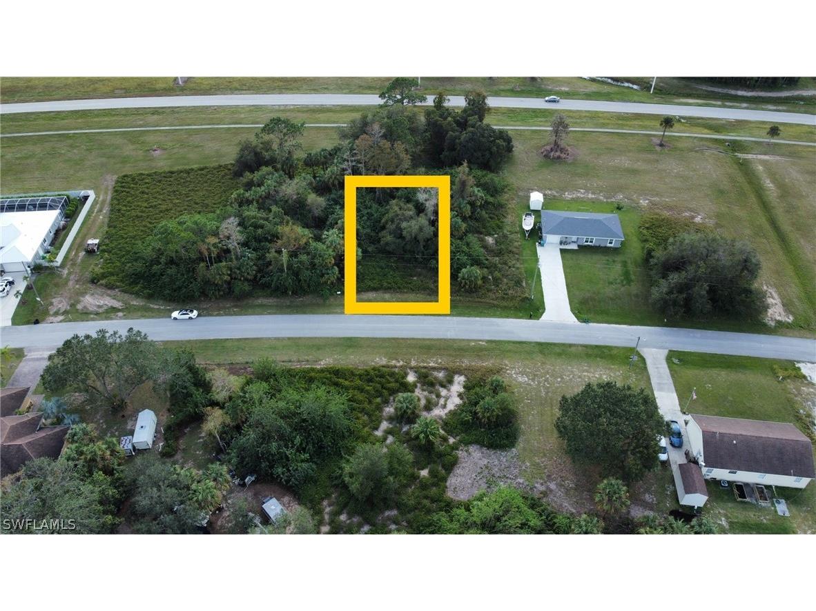 2049 S Montana Circle Labelle FL 33935 222080892 image1
