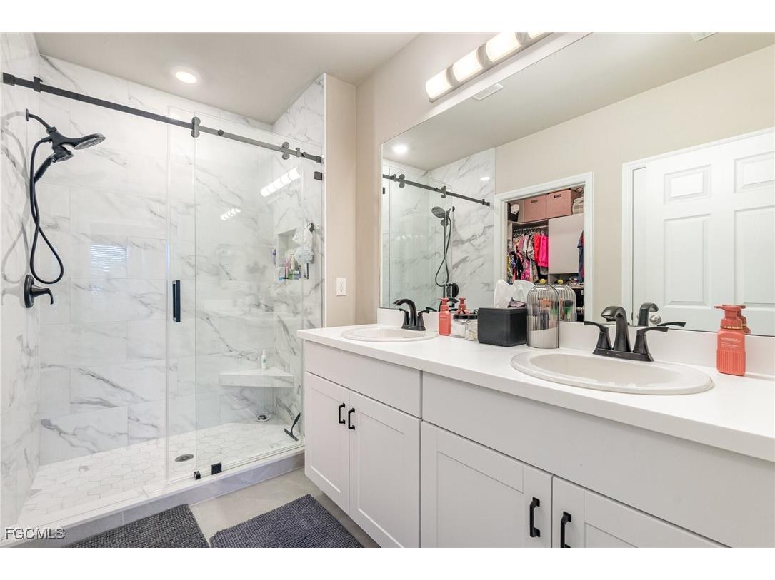 20498 Plumwood Loop North Fort Myers FL 33917 2025007485 image14