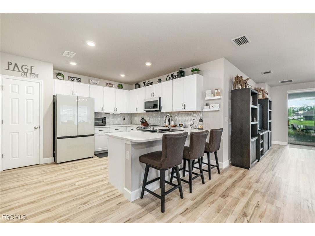20498 Plumwood Loop North Fort Myers FL 33917 2025007485 image3