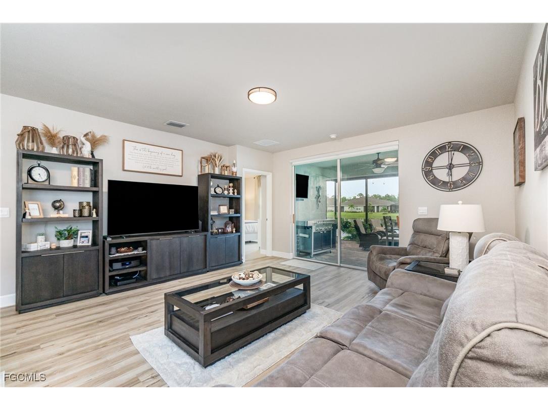 20498 Plumwood Loop North Fort Myers FL 33917 2025007485 image8