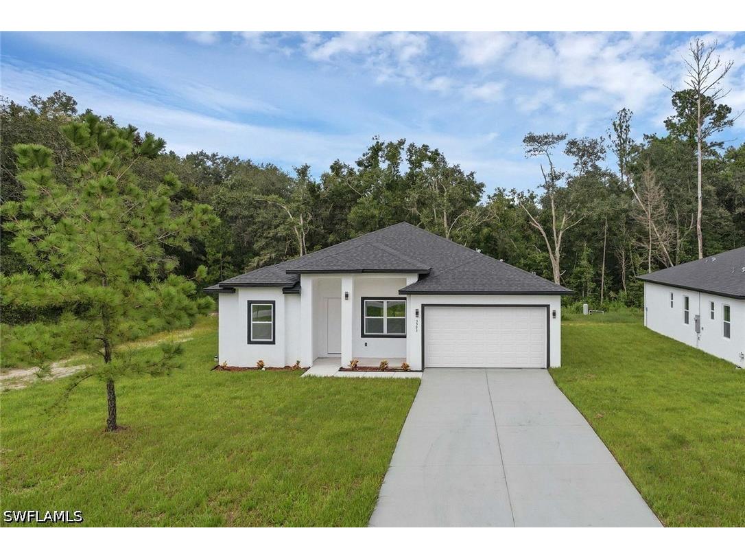205 Australian Drive Rotonda West FL 33947 226012243 image1