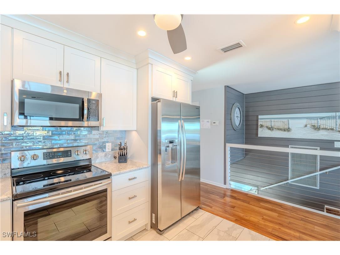 205 Bayview Avenue Fort Myers Beach FL 33931 225075329 image25