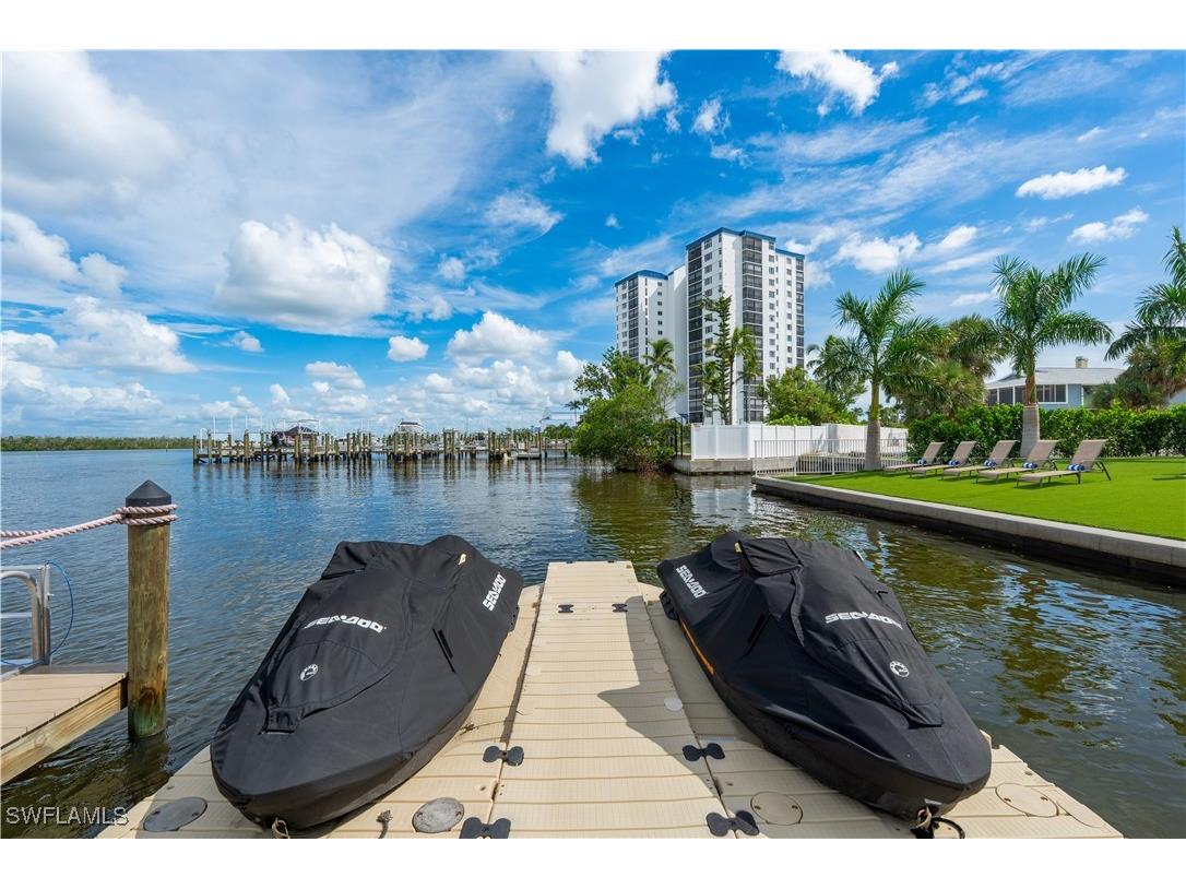 205 Bayview Avenue Fort Myers Beach FL 33931 225075329 image4