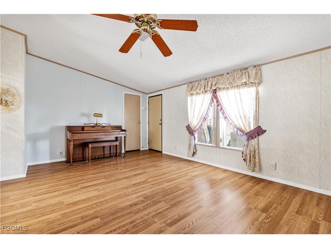 205 Carriage Lane North Fort Myers FL 33917 2026005967 image16