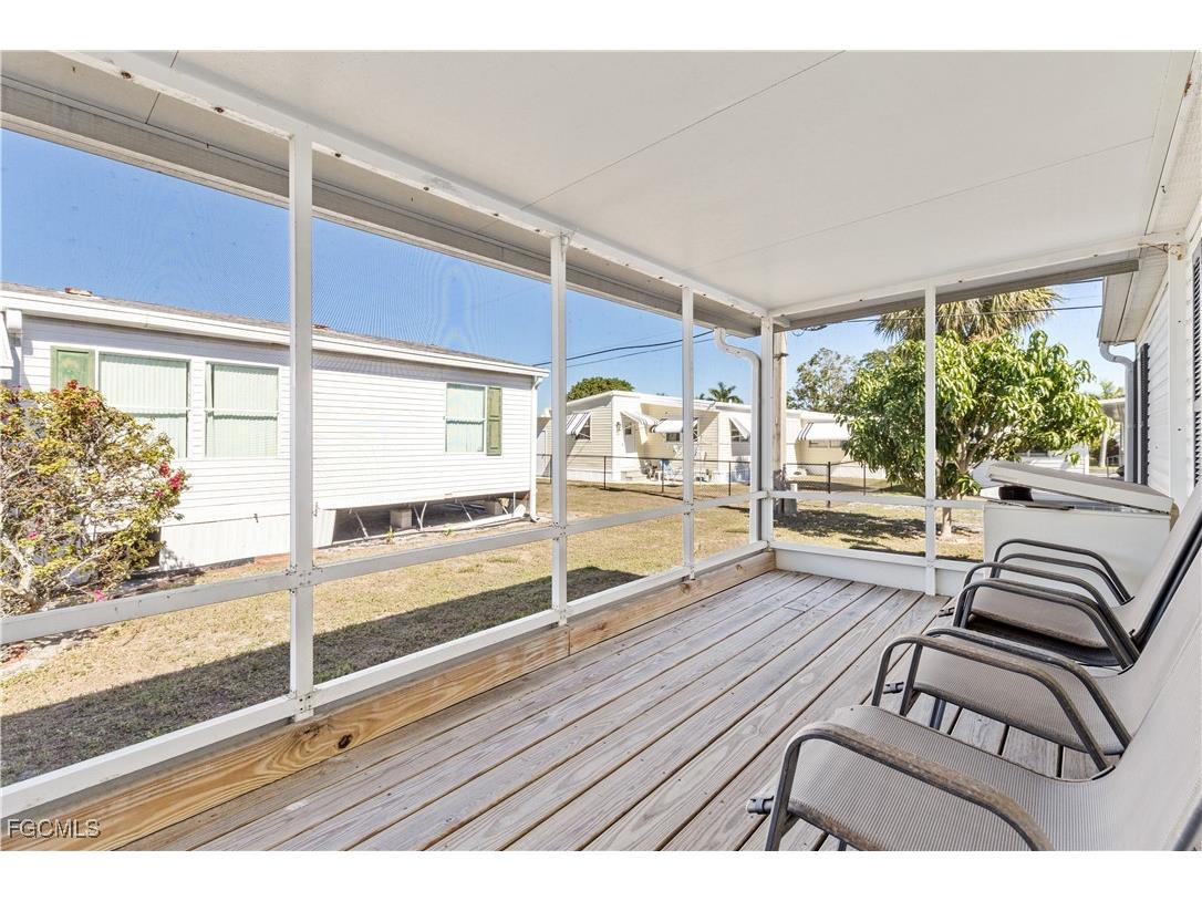 205 Carriage Lane North Fort Myers FL 33917 2026005967 image6