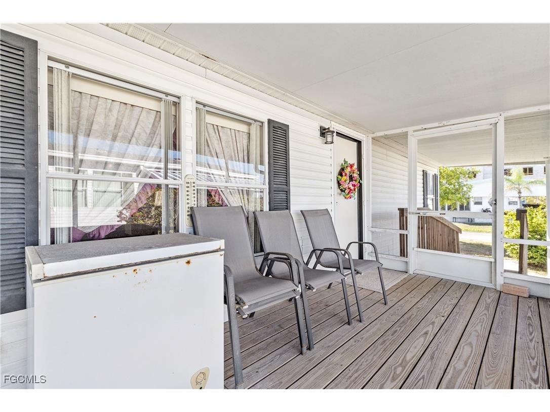 205 Carriage Lane North Fort Myers FL 33917 2026005967 image7