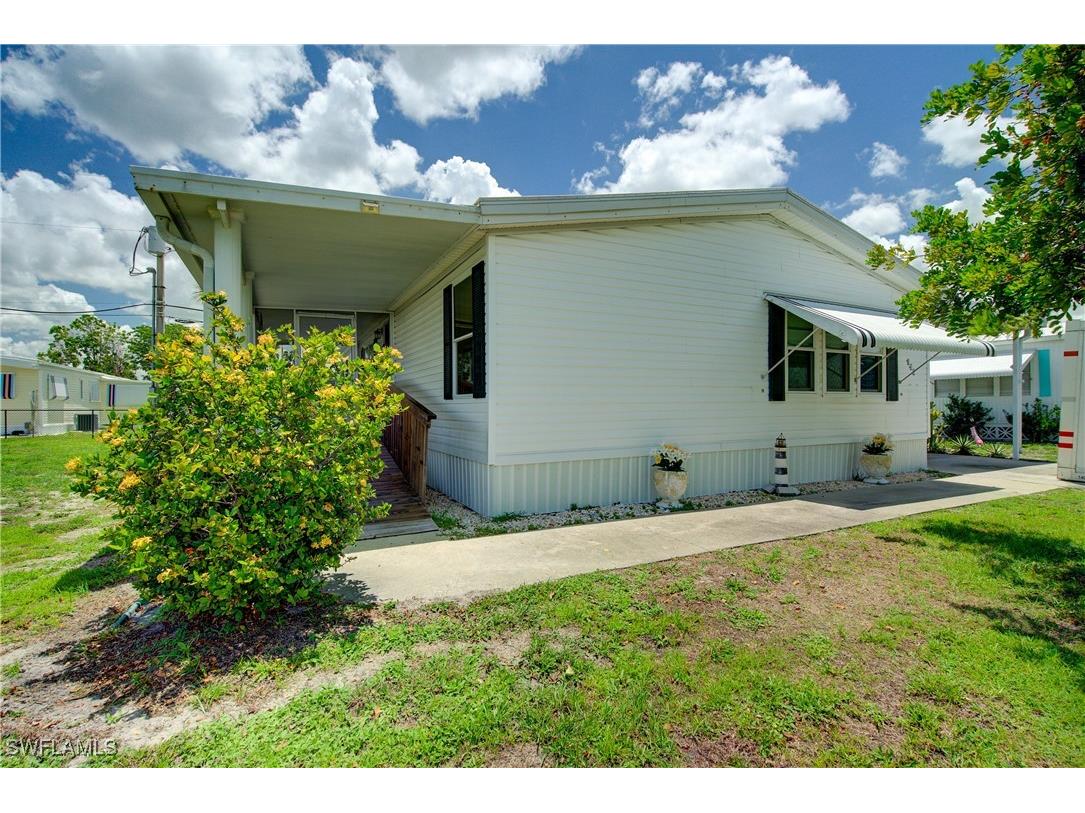 205 Carriage Lane North Fort Myers FL 33917 225055940 image37