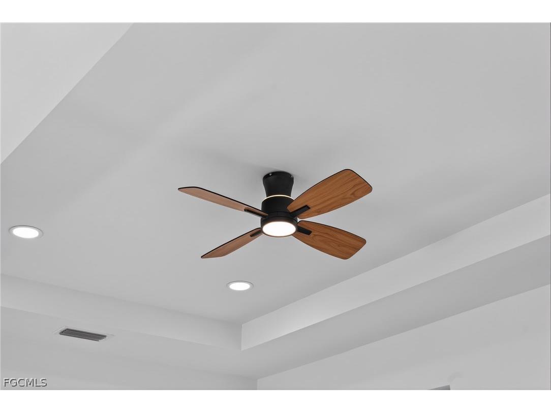 205 E 15th Street Lehigh Acres FL 33972 2026013854 image7