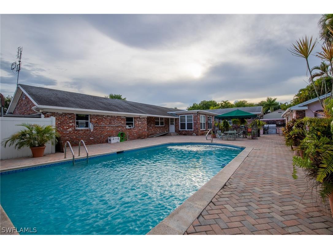 205 E Esperanza Avenue Clewiston FL 33440 222063475 image1