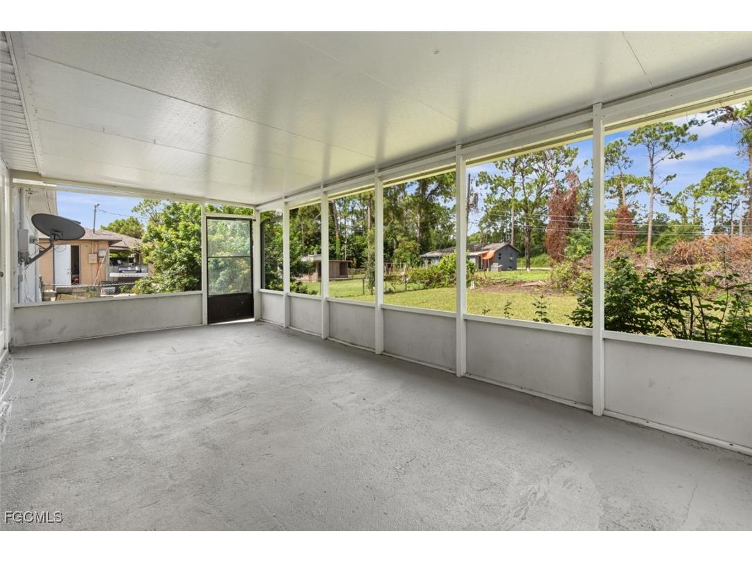 205 James Avenue N Lehigh Acres FL 33971 2025006152 image20
