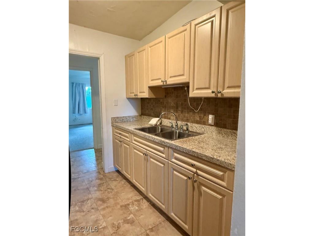 205 Martin Drive NE Port Charlotte FL 33952 2025012281 image27