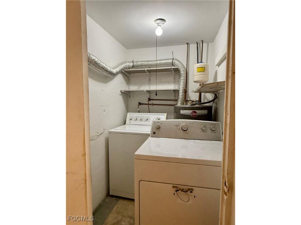 205 Martin Drive NE Port Charlotte FL 33952 2025012281 image33