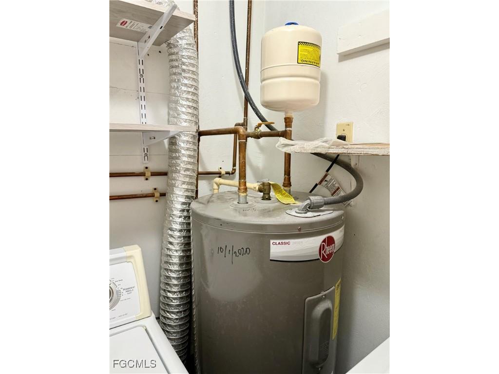 205 Martin Drive NE Port Charlotte FL 33952 2025012281 image35