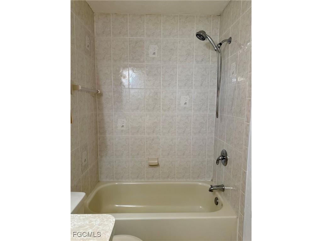 205 Martin Drive NE Port Charlotte FL 33952 2025012281 image40