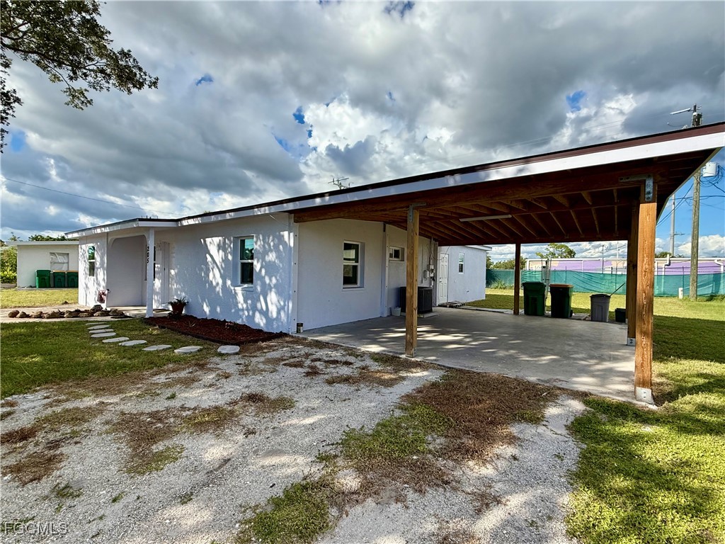 205 Martin Drive NE Port Charlotte FL 33952 2025012281 image7