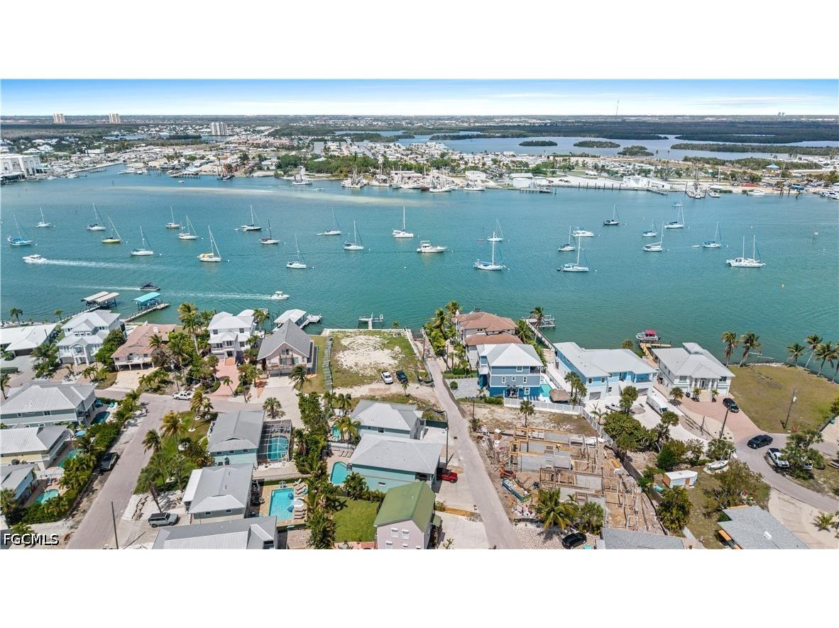 205 Miramar Street Fort Myers Beach FL 33931 2026013777 image6