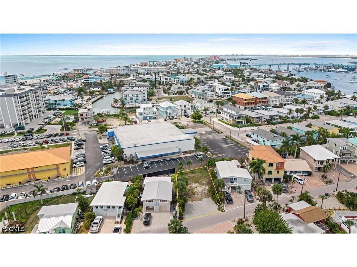 205 Miramar Street Fort Myers Beach FL 33931 2026013777 image8