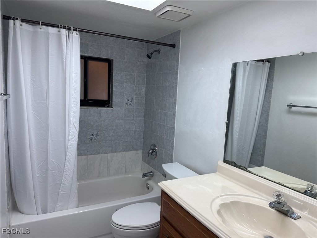 205 NE 9th Court Cape Coral FL 33909 2025008526 image17