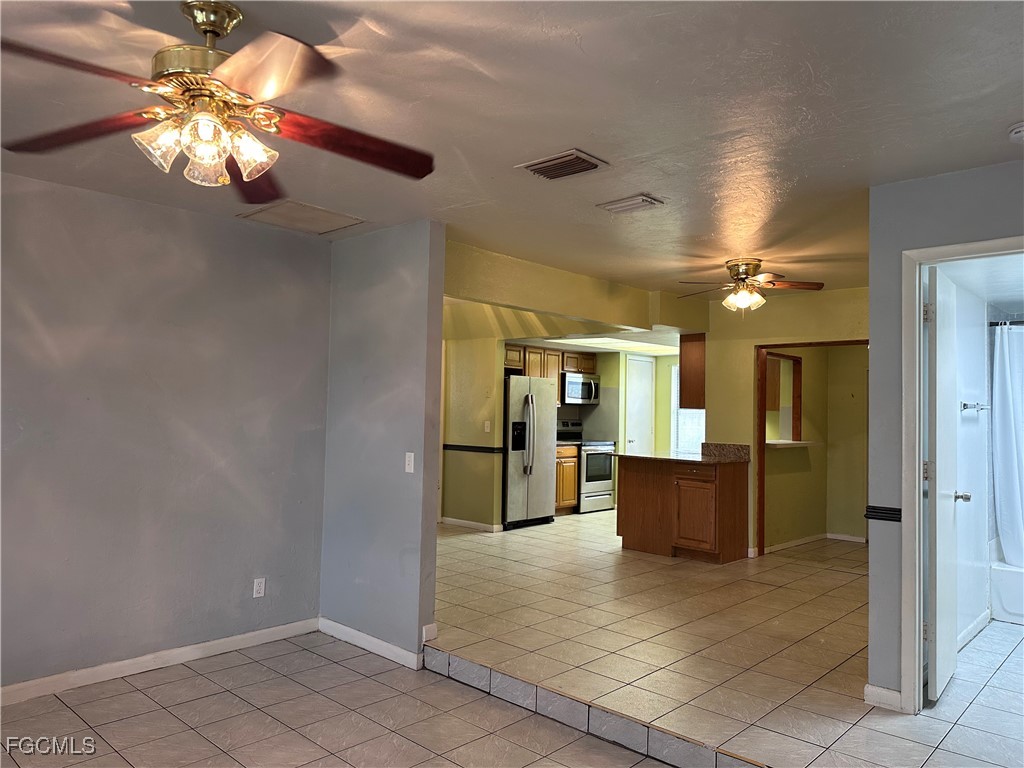 205 NE 9th Court Cape Coral FL 33909 2025008526 image4