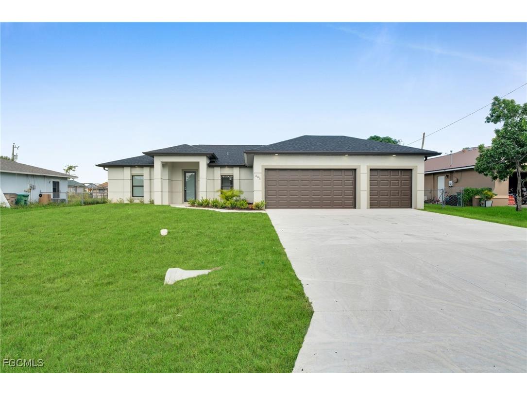 205 NE 9th Place Cape Coral FL 33909 2025013684 image1