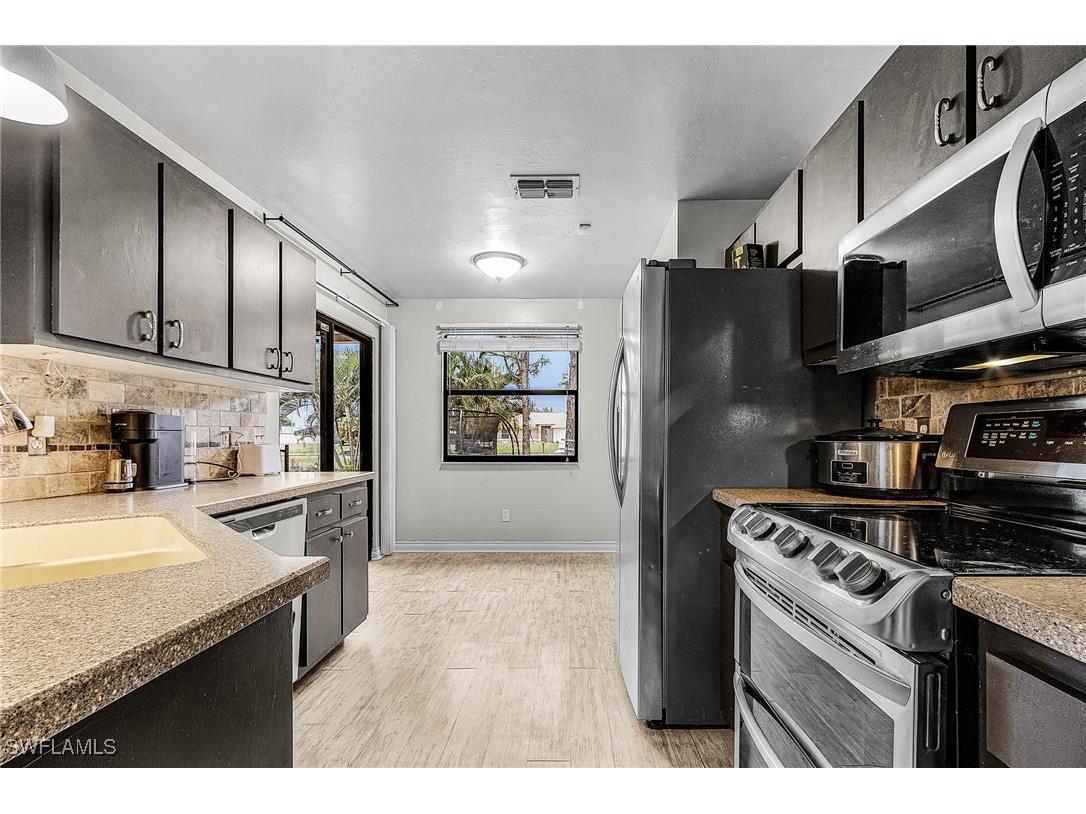 205 NW 14th Street Cape Coral FL 33993 225083335 image7